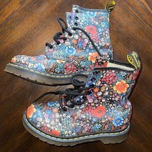 Women’s floral Doc Martens